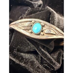 Vintage Southwestern Turquoise & Sterling Silver Cuff Bracelet